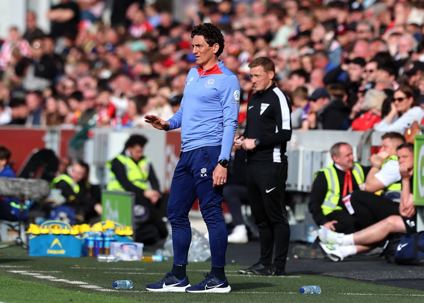 Keith Andrews é novo treinador do Brentford Foto: IMAGO