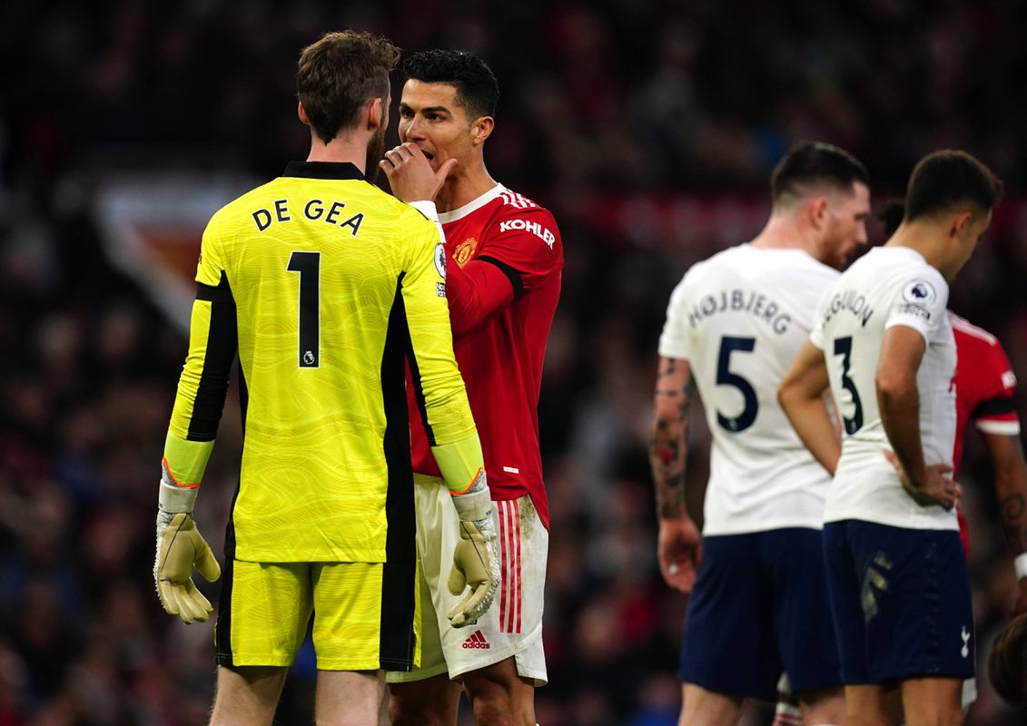 De Gea provoca Ronaldo no anúncio de renovação com o Al Nassr