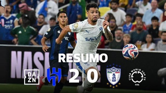 Se deixam a bola à mercê de Marcos Leonardo... ele faz isto