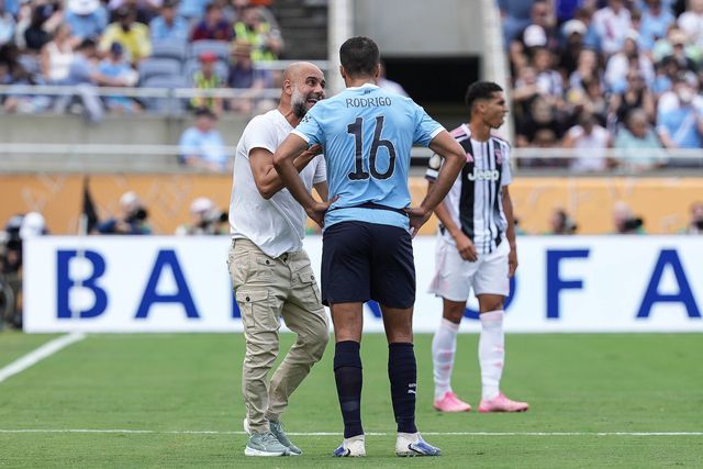 Guardiola com Rodri