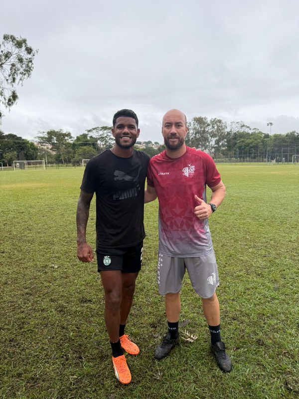 «Matheus Reis quer renovar e vai chegar a... voar na pré-época»