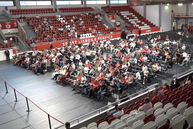 Imagem da Assembleia Geral — Foto: SL Benfica