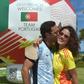 Francisco é português, Catalina é colombiana: estará o amor entre os dois em causa esta noite? Garantem-nos que não - Foto: MIGUEL NUNES