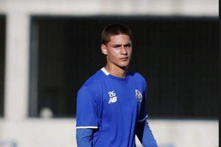 Seif Costa é campeão pelos sub-17 do FC Porto - Foto: Instagram/Seif Costa