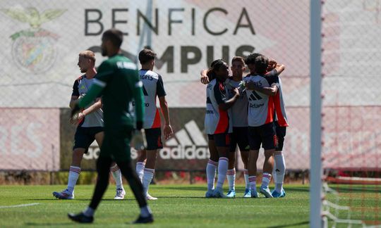 Benfica B vence Alverca com golo de jovem norte-americano