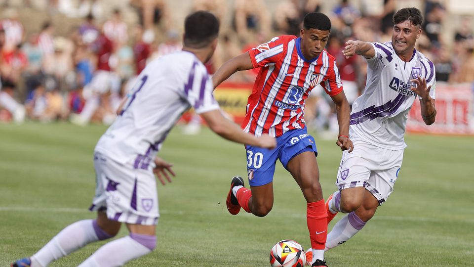 João Félix ficou em Madrid e Atlético empatou no primeiro teste da pré-época