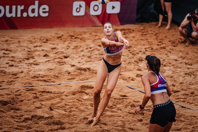 A BOLA TV: a programação deste domingo