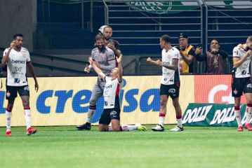 Palmeiras em crise: Abel Ferreira sofre segunda derrota seguida, Estêvão Willian sai lesionado