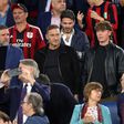 Francesco Totti com o filho ao lado