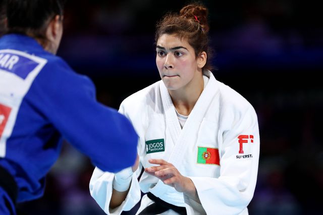 Patrícia Sampaio luta pelo ouro na Mongólia