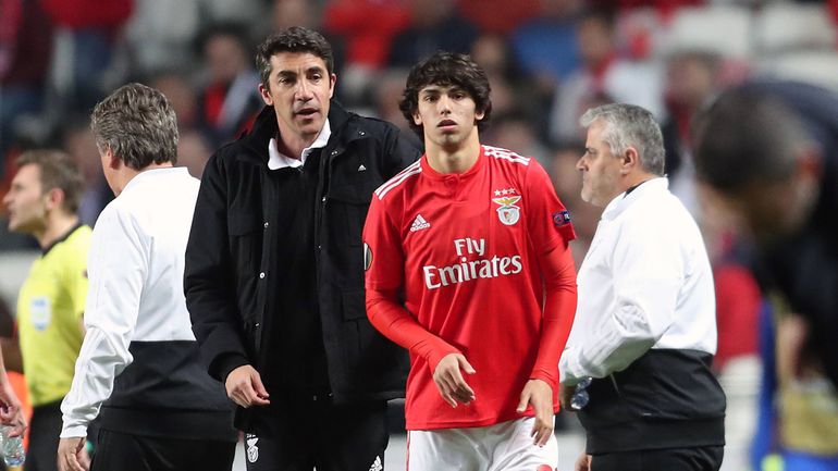 João Félix deixa marcas no Benfica e Bruno Lage tem razão de queixa