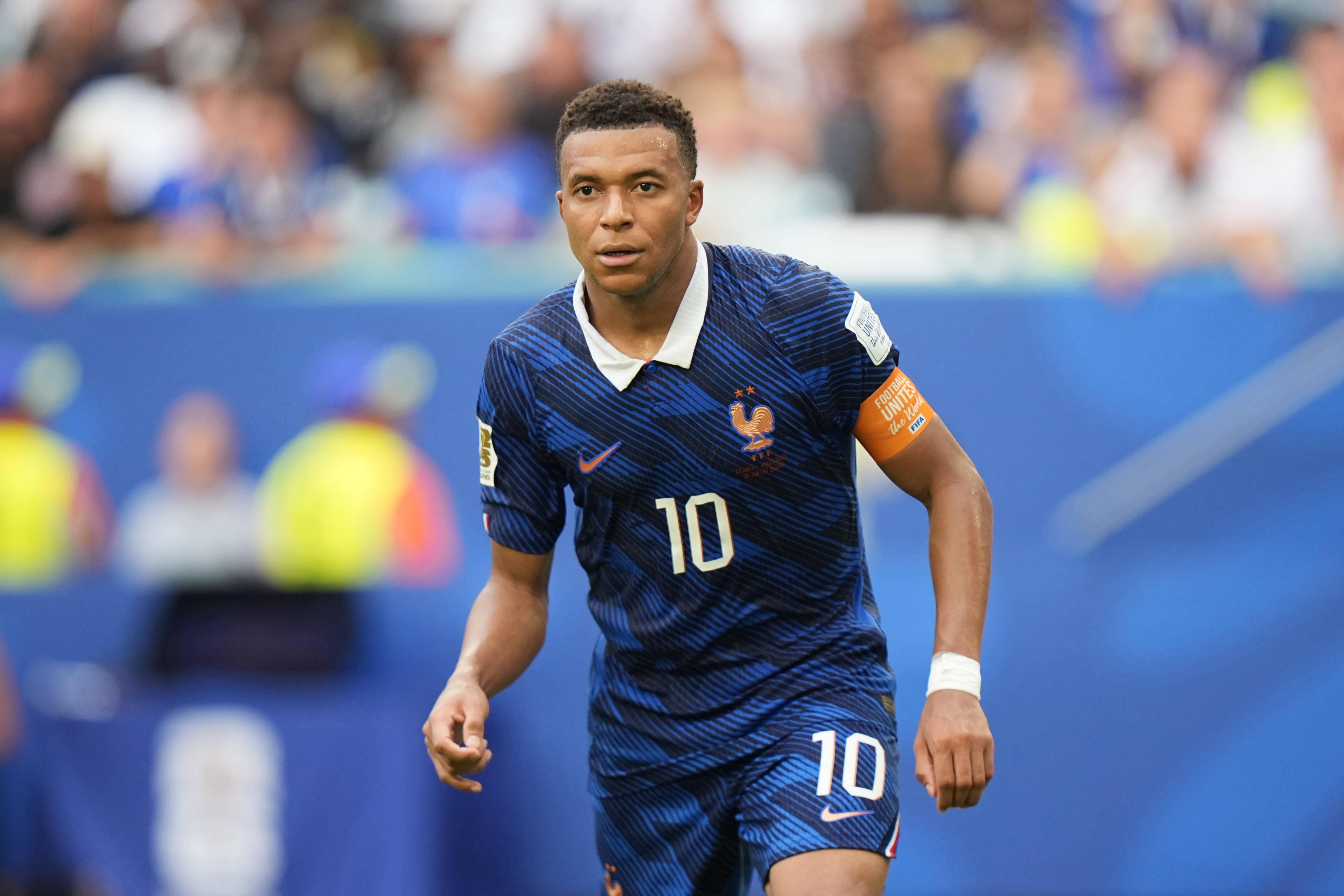 3. Mbappé (França/Real Madrid) - 200 milhões de euros. Valorização de 20 milhões de euros