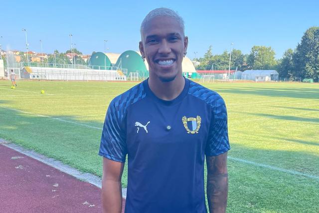 Sorriso antecipou particiação dos famalicenses na Como Cup aos jornalistas - Foto: A BOLA
