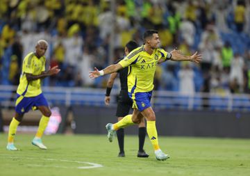 Ronaldo e Talisca em destaque na goleada (e primeiro triunfo) do Al Nassr na liga