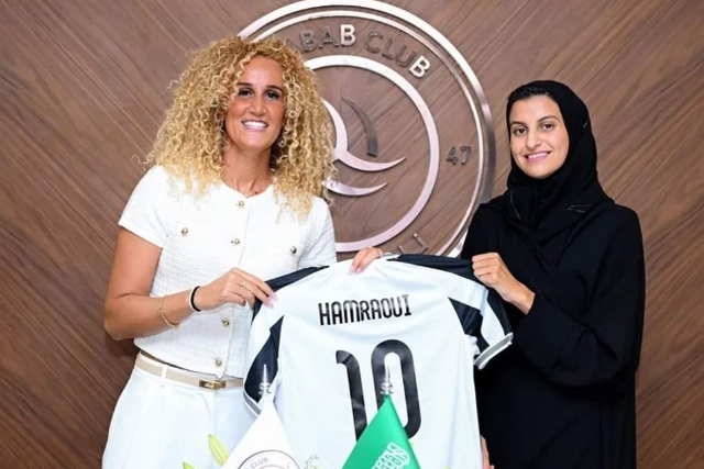 Nova etapa na carreira de jogadora que viveu pesadelo no PSG