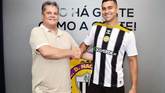 Oficial: Léo Santos reforça a defesa do Nacional