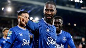 Beto e Jiménez marcam nas vitórias de Everton e Fulham de Marco Silva