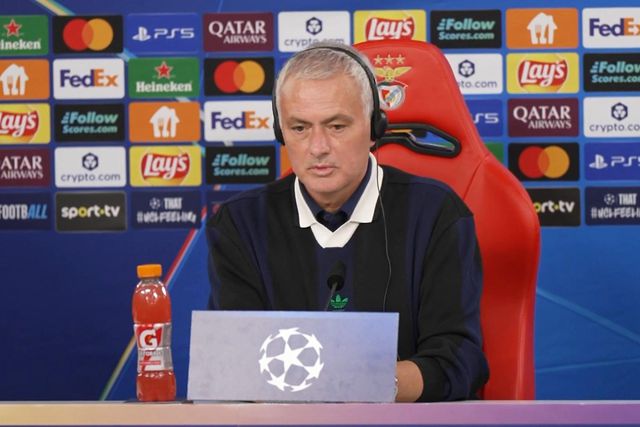 Mourinho: «Perdemos contra uma equipa que é melhor do que a nossa»