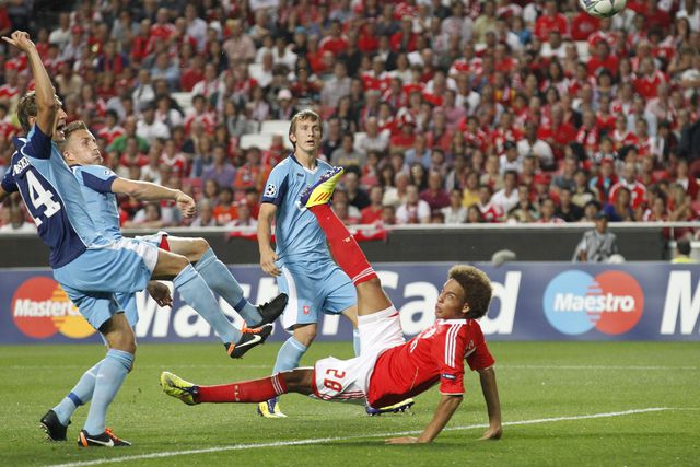 Empatar fora e depois jogar na Luz é solução mágica para o Benfica