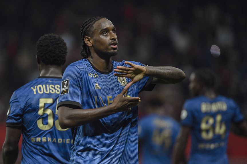 Pablo Rosario celebra golo ao Saint-Étienne pelo Nice