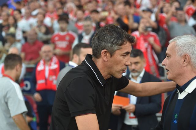 Para o Benfica, o essencial está feito. Pode agora começar a jogar à bola?