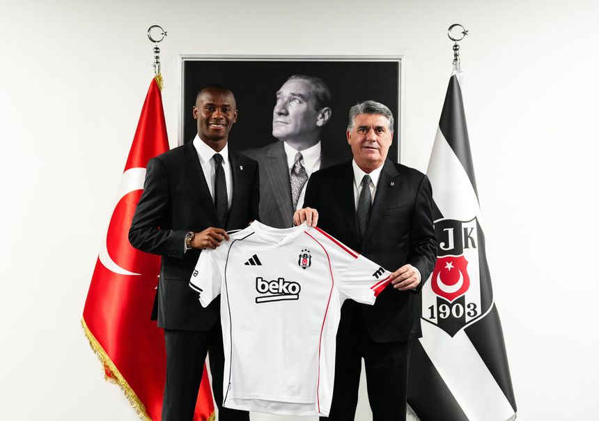 Tiago Djaló já é jogador do Besiktas (Foto: Besiktas JK)