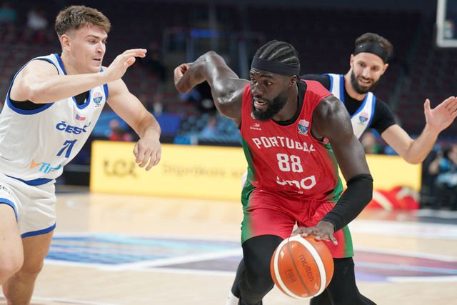 EuroBasket: «Treinar o Neemias é fácil»
