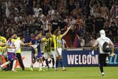 Guendouzi polémico no Lyon-Fenerbahçe