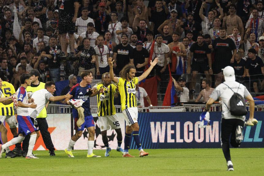 Guendouzi polémico no Lyon-Fenerbahçe