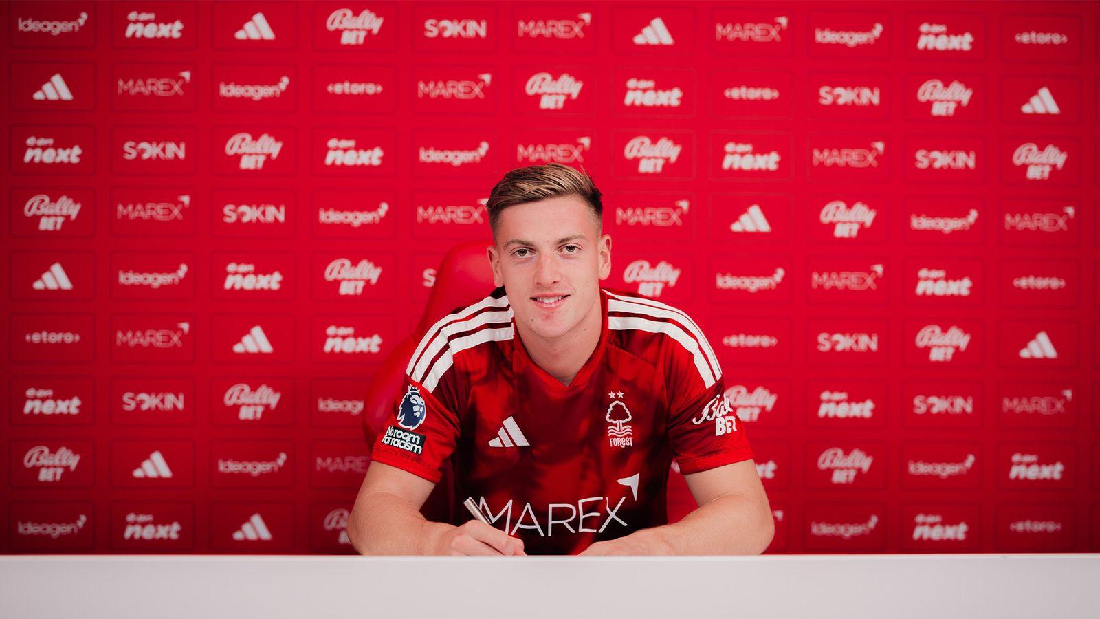 Delap já veste a camisola do Forest - Foto: Nottingham Forest
