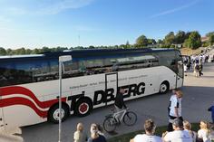 Chegada do autocarro do Benfica para o duelo com o Aarhus