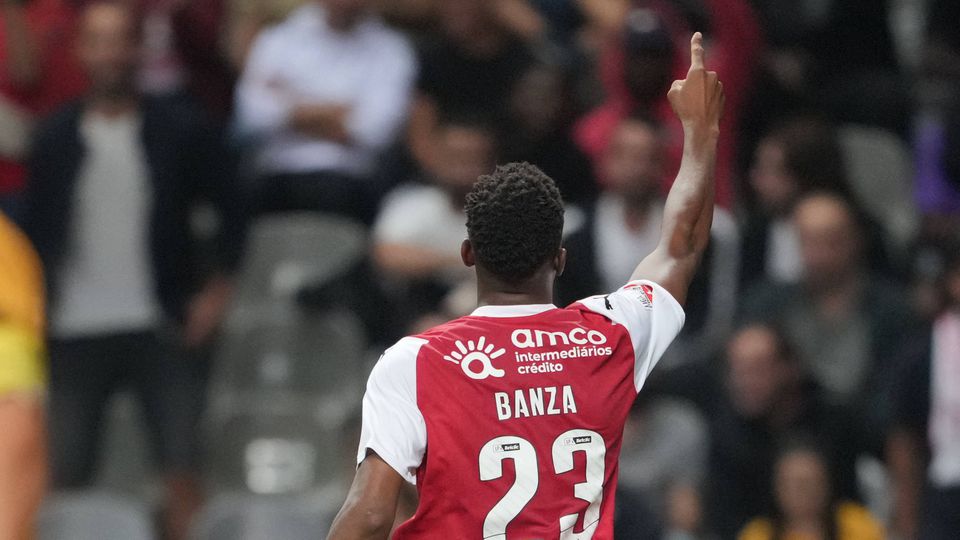 Banza titular é golo pela certa