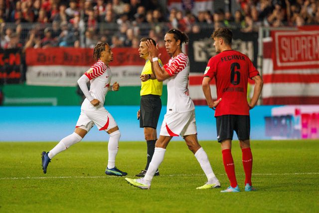 Leipzig com Fábio Carvalho a titular avança na Taça