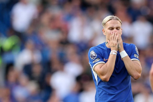 Pochettino manda Mudryk rematar à barra para ganhar confiança