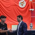 Benfica segura promessa para o meio-campo