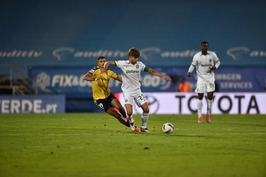 Vídeo: Foi assim que Daniel Bragança fixou o 3-0 na Amoreira