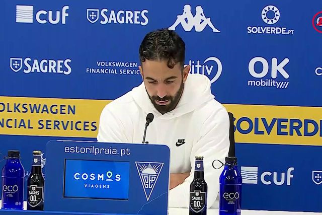 Amorim avalia exibição de Maxi Araújo