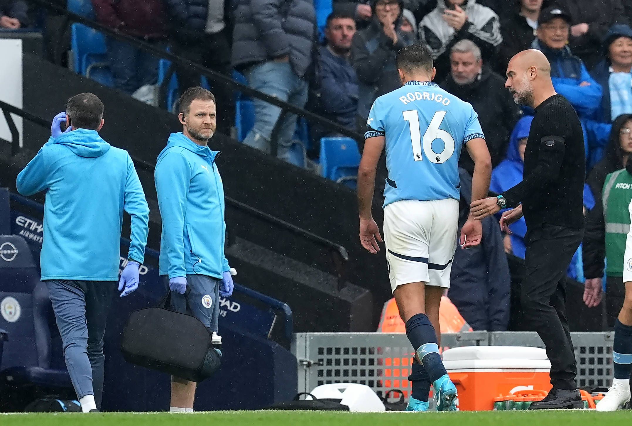 Guardiola confirma pior cenário para Rodri: «Esta temporada acabou»