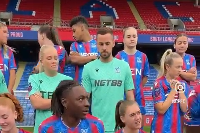 Crystal Palace inova e faz foto oficial 'mista'