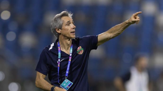 Paulo Sousa perde final da Taça da Liga nos EAU