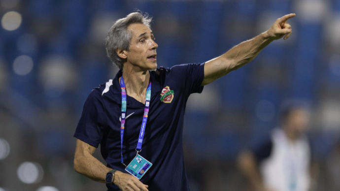Paulo Sousa segue na liderança e Leonardo Jardim com pódio em risco