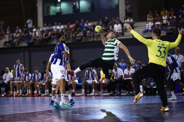 Leão arregaça mangas para derrotar o FC Porto