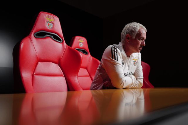 Mourinho: «Se um dia eu sentir menos tristeza por perder um jogo...»