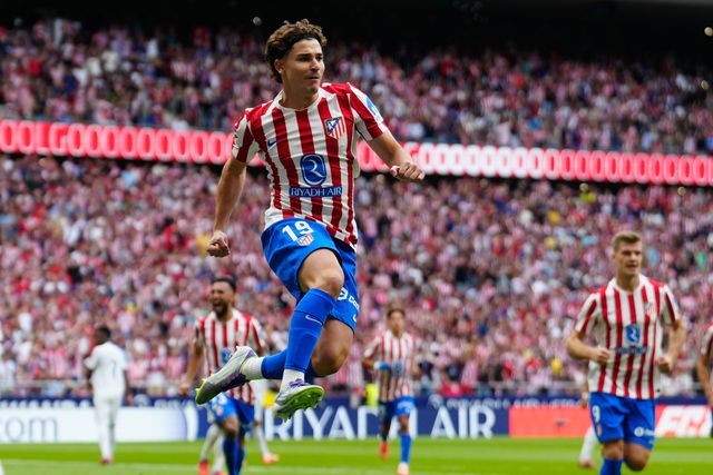 Atlético humilha Real no dérbi de Madrid