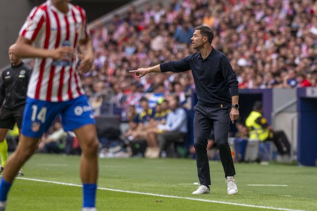 Xabi Alonso relembra goleada no dérbi: «Não é a primeira vez que passo por algo semelhante»