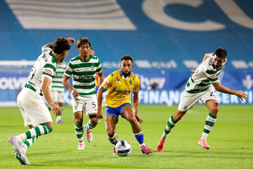 Sporting ofegante! Leão tremeu na Amoreira