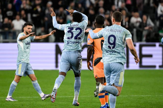 Atenção, Sporting e Benfica: Juventus empata com toque português