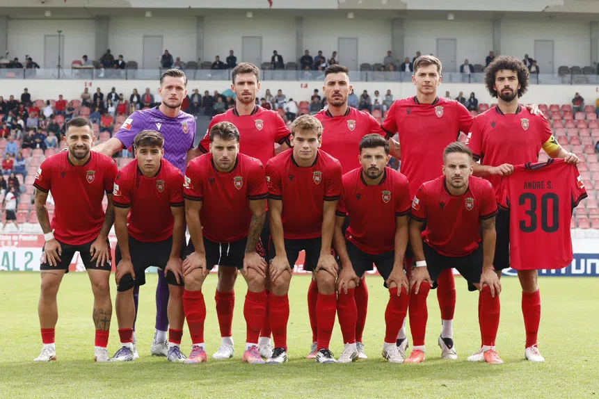 Espanhóis conquistam Penafiel! Olé no relvado