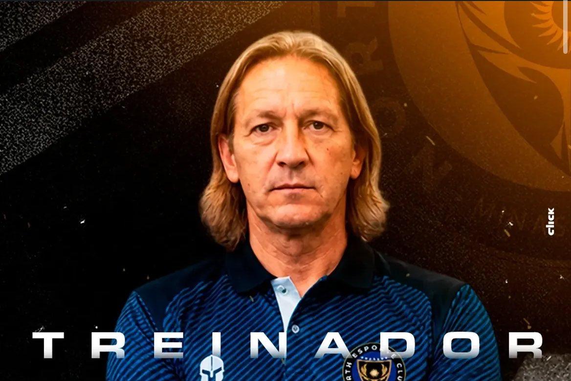 Míchel Salgado apresentado