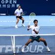 Francisco Cabral esgtá a jogar o torneio de Hangzhou ao lado de JJ Tracy - Foto: AITO ATP/Hangzhou Open